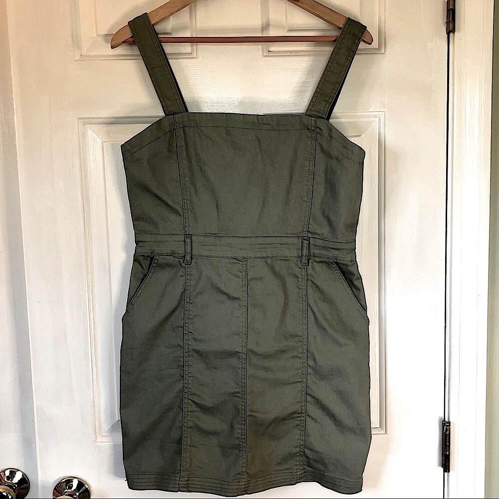 *NWT* Forever 21 Sleeveless Utility Mini Dress